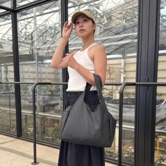 T859 Neo Crystal Hand Tote M