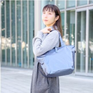 T071 Kiki 2 Large Zippered Shopping Bag